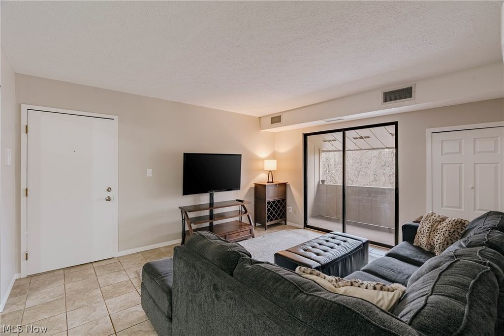 Photo of 1680 Cedarwood Drive #343, Westlake, OH 44145 (MLS # 5195572)