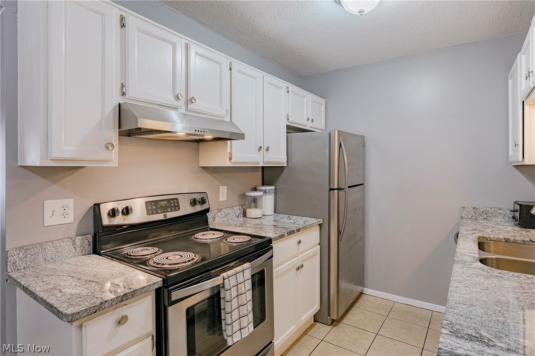 Cedarwood Village Condos 03 - Residential