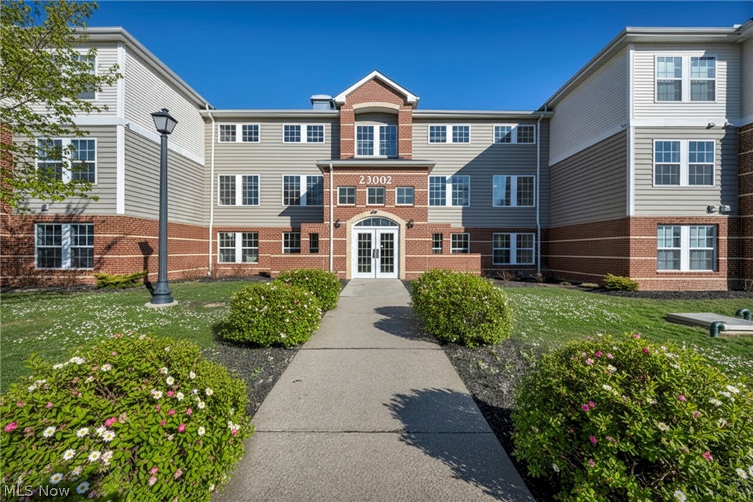 Chandlers Lane Condo - Residential