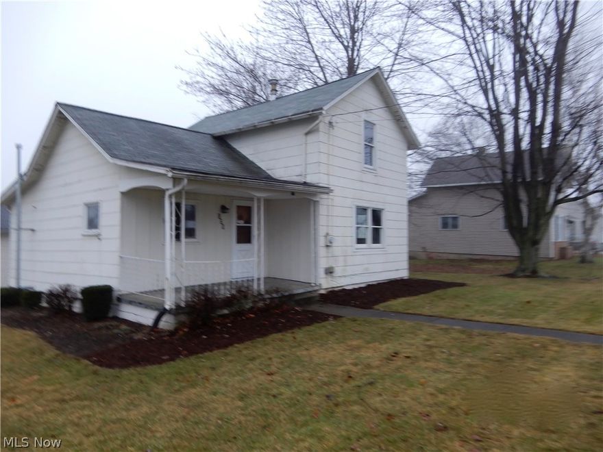 Village bungalow on a 0.427 lot in the Norwayne School District. This property sits between two farms. Convenient to SR 3, mid way between Wooster and Medina, This is a HomePath Fannie Mae property.