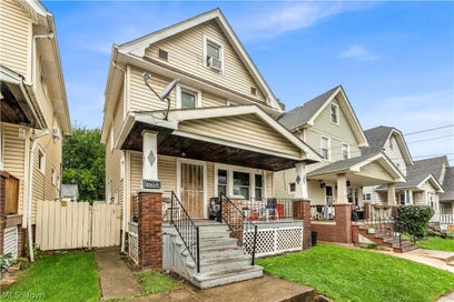 3056 W 104th Street Cleveland OH 44111