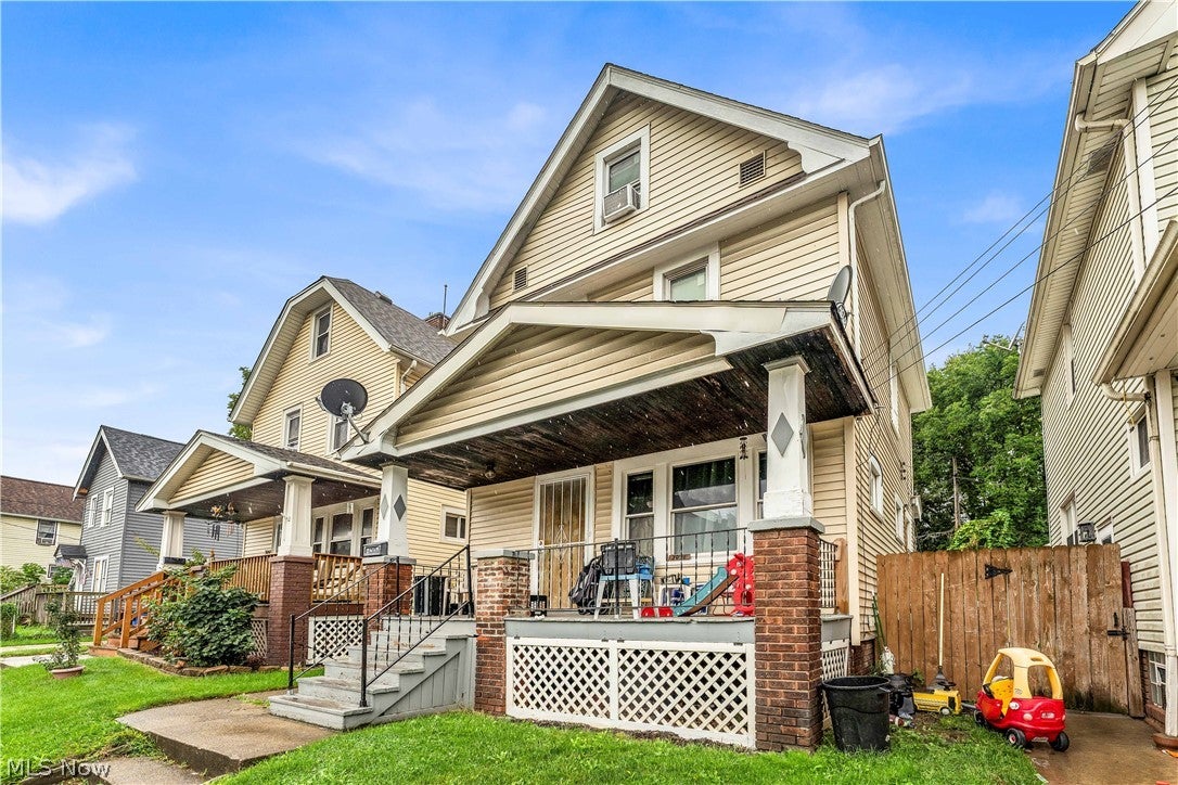 3056 W 104th Street