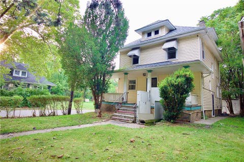 Tiny photo for 9501 Yale Avenue, Cleveland, OH 44108 (MLS # 5239386)