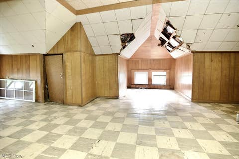 Tiny photo for 9501 Yale Avenue, Cleveland, OH 44108 (MLS # 5239386)