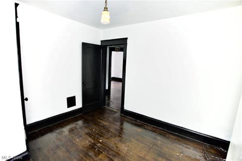 Tiny photo for 9501 Yale Avenue, Cleveland, OH 44108 (MLS # 5239386)