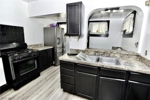 Tiny photo for 9501 Yale Avenue, Cleveland, OH 44108 (MLS # 5239386)