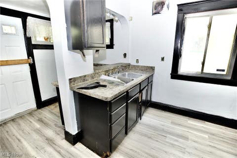 Tiny photo for 9501 Yale Avenue, Cleveland, OH 44108 (MLS # 5239386)
