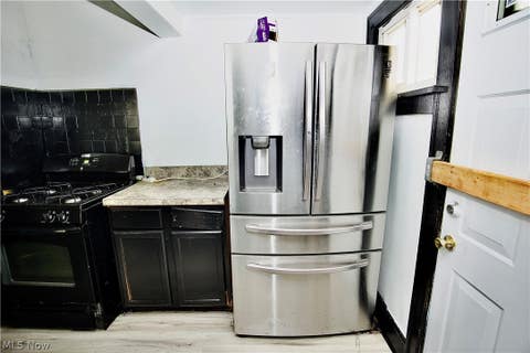 Tiny photo for 9501 Yale Avenue, Cleveland, OH 44108 (MLS # 5239386)