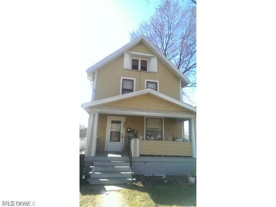 Cozy 2nd floor apartment available for rent. 2 spacious bedrooms with nice sized closets. Extra storage space located in the attic that could be used as an office space or 3rd bedroom! Don't miss out! No pets and no section 8. All adult occupants must apply online for credit, background, eviction history screening. $35 application fee.