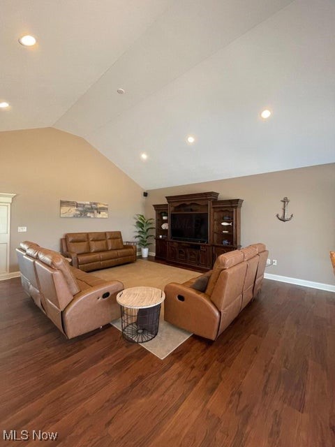 3348 W Erie Avenue, Lorain, Ohio image 18