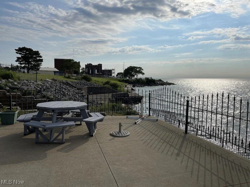3348 W Erie Avenue, Lorain, Ohio image 9