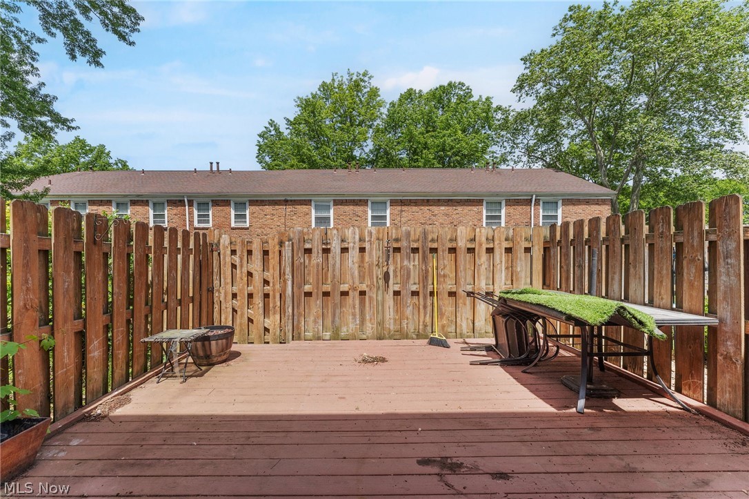 Greenbriar Commons - Residential