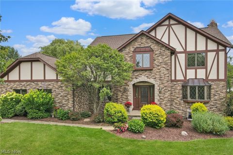 7533 Lakedge Court, Hudson, OH 44236 - #: 5056188