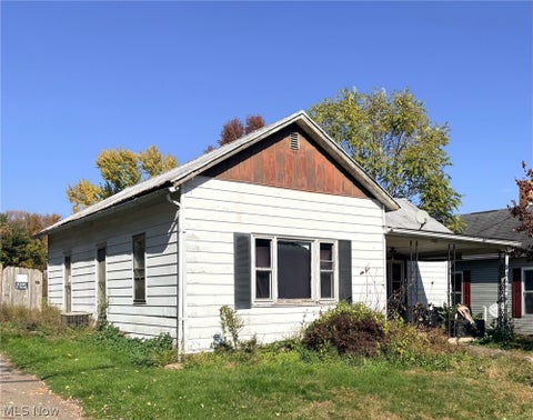 Tiny photo for 266 E Robinson Street, Shreve, OH 44676 (MLS # 5257067)