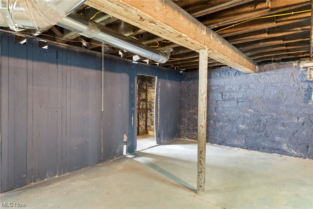 Superior Park Sub/B Schatzinger - Residential Income