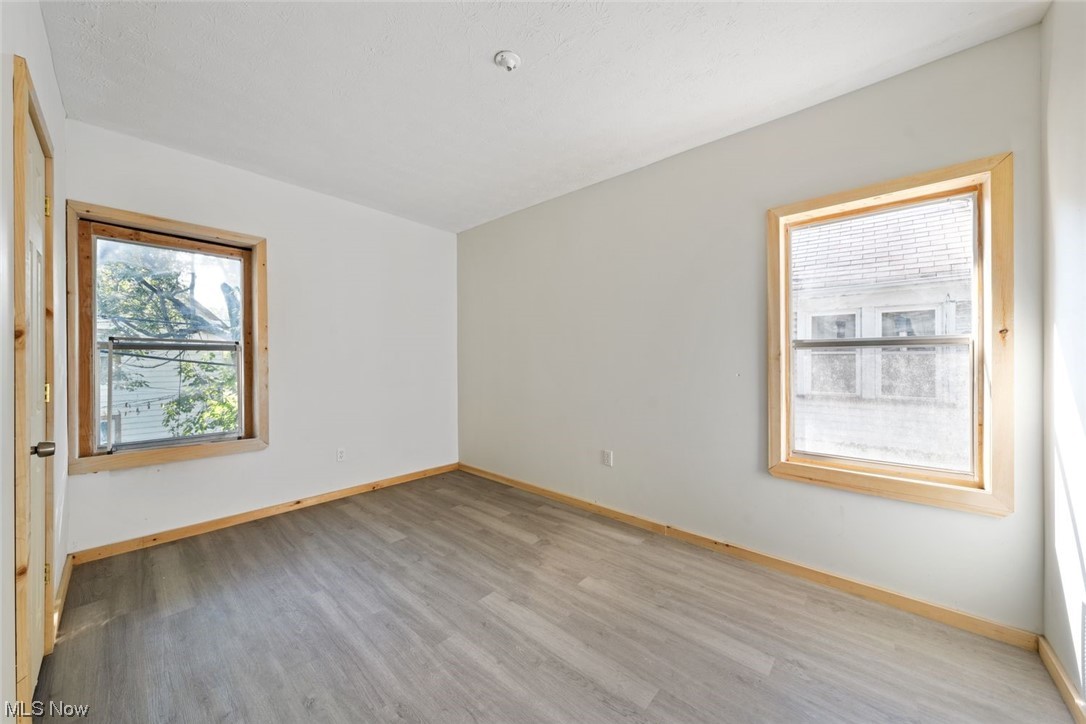 Superior Park Sub/B Schatzinger - Residential Income