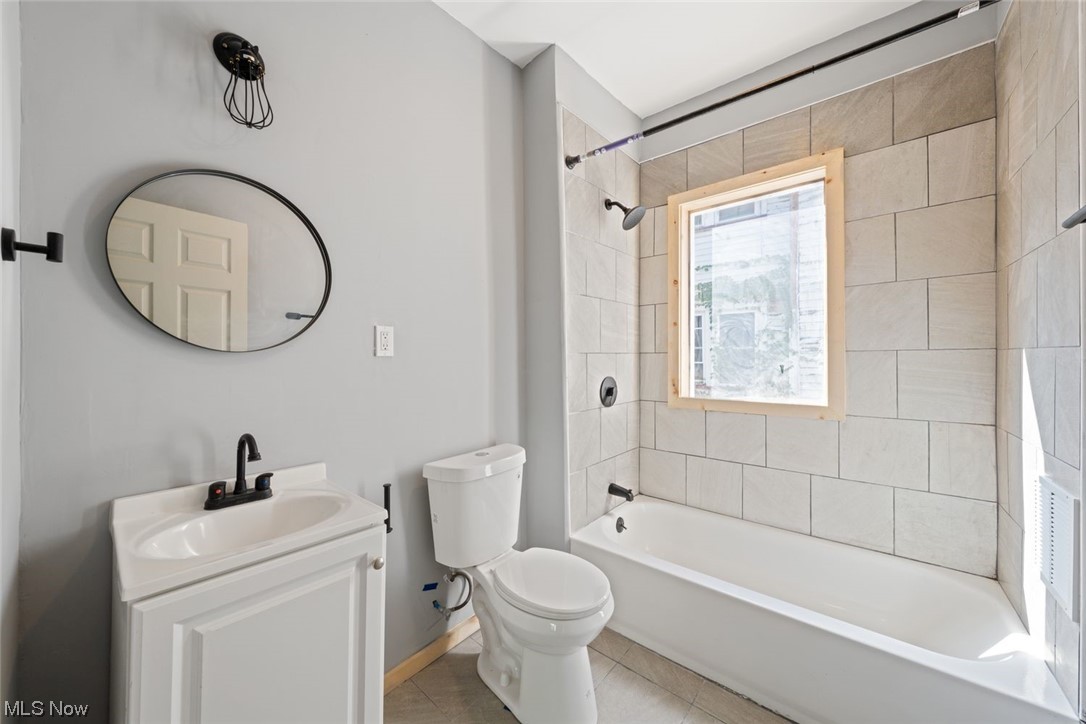 Superior Park Sub/B Schatzinger - Residential Income