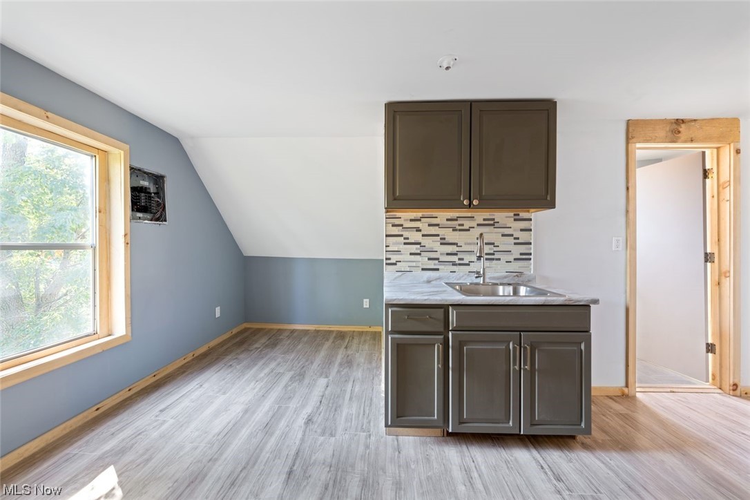 Superior Park Sub/B Schatzinger - Residential Income