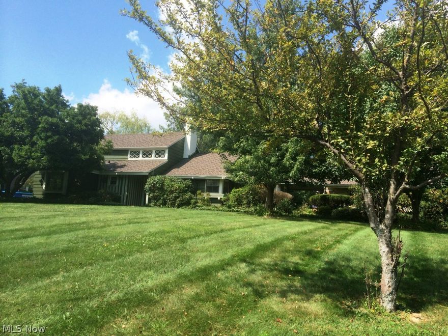 Wonderful opportunity to renovate this home and create your own dream house. Located on a spectacular lot in the heart of Pepper Pike. Award Winning Schools! Conveniently located close to freeways, shopping, restaurants, Universities, hospitals & museums.