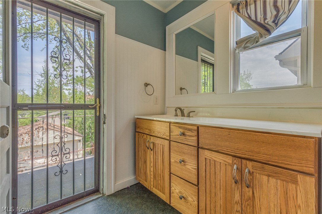 Miner Heights Land Cos - Residential Lease