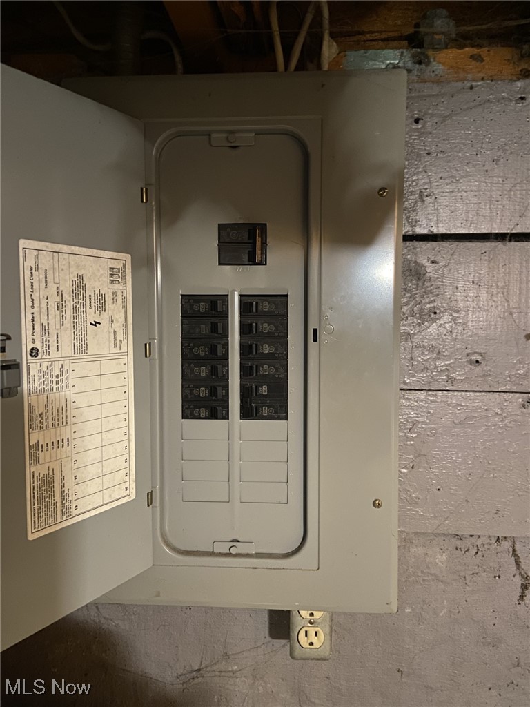 Taylor & Hoyt - Residential