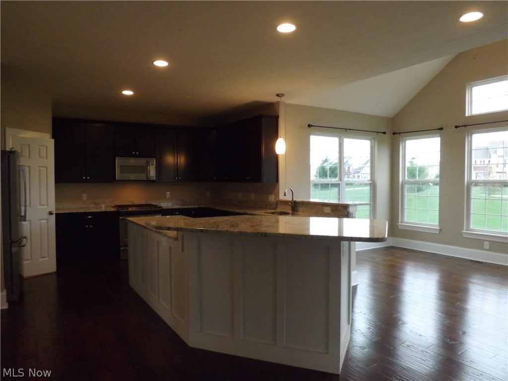 Fox Meadow - Residential