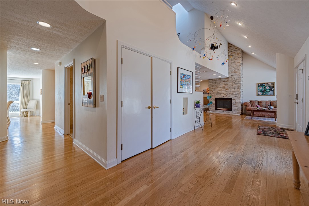 Shaker - Residential