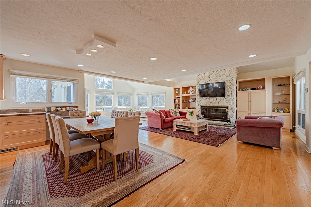 Shaker - Residential