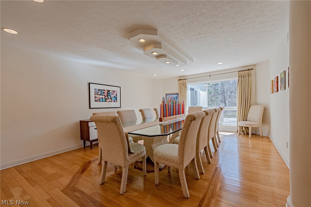 Shaker - Residential