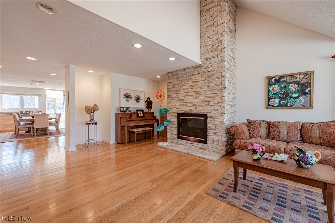 Shaker - Residential