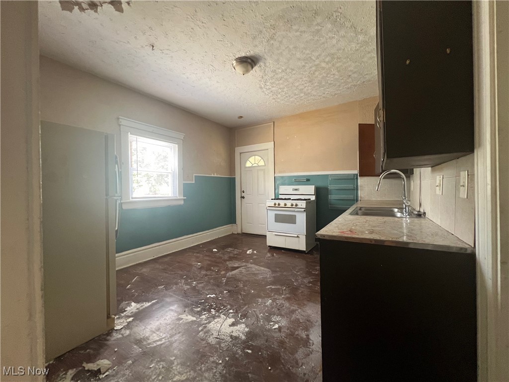 Hall & Smiths Allotment - Residential