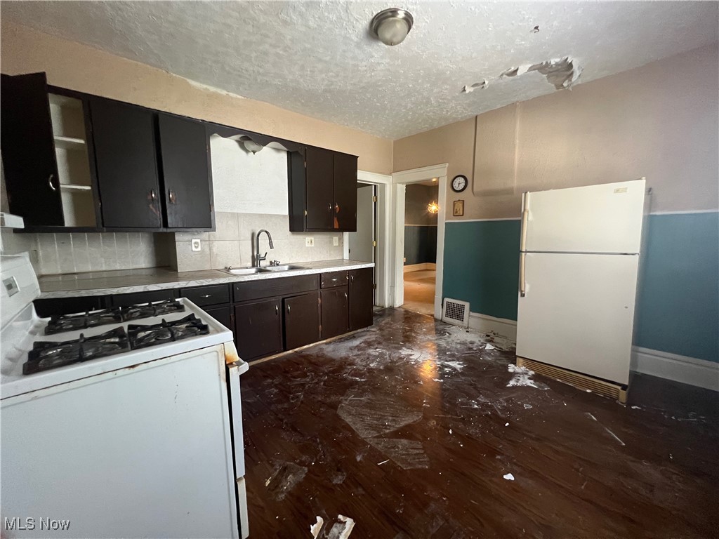 Hall & Smiths Allotment - Residential