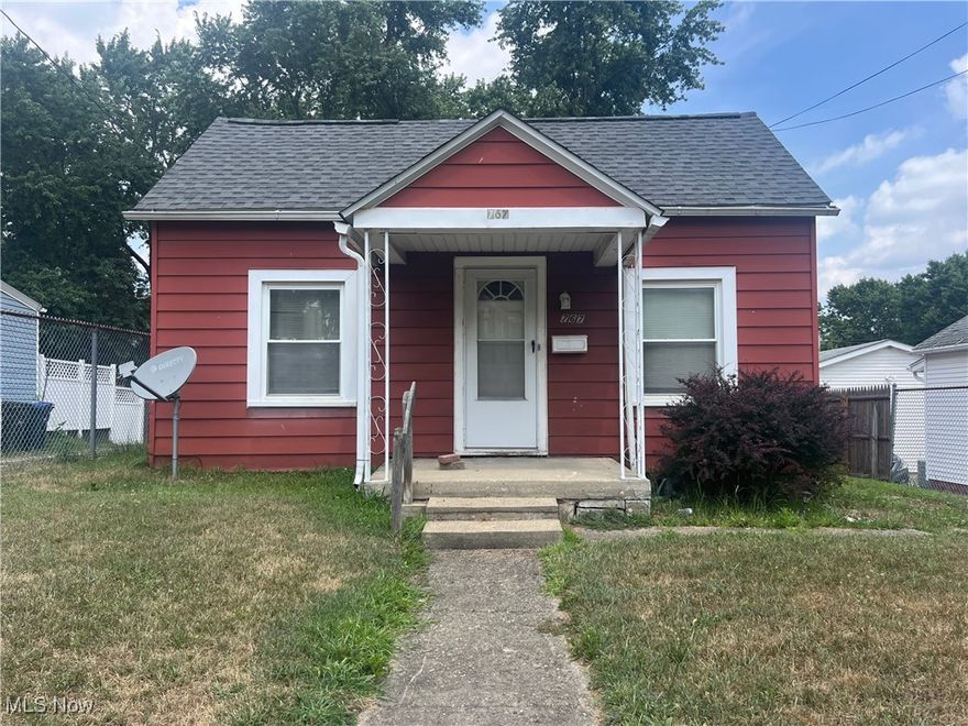 Bring your vision to life at 767 Upson Street, an ideal value add opportunity in Akron’s sought after Goodyear Heights.
This single story vinyl sided bungalow features 2 bedrooms, 1 full bath, and a functional layout with solid bones, perfect for a savvy investor ready to unlock its full potential.

Inside, the spacious kitchen offers a generous footprint with room to redesign, while the bathroom includes tiled shower walls, a full size tub, built in shelving, and ample cabinet storage. The layout lends itself well to cosmetic upgrades or a full renovation.

Step outside to a fully fenced backyard with a metal outbuilding, ideal for storage or creative use, and plenty of space to design a private outdoor escape or low maintenance retreat. The covered front porch adds charm and curb appeal just waiting to be enhanced.

Located just minutes from Goodyear Metro Park, Summa Hospital, I 76, schools, and local shopping, this property is well positioned for strong rental income or profitable resale.