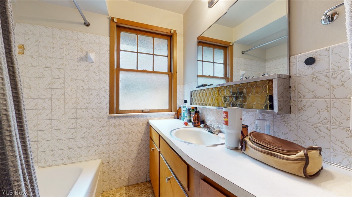 Crawford Realty Cos Fairmount - Residential Income