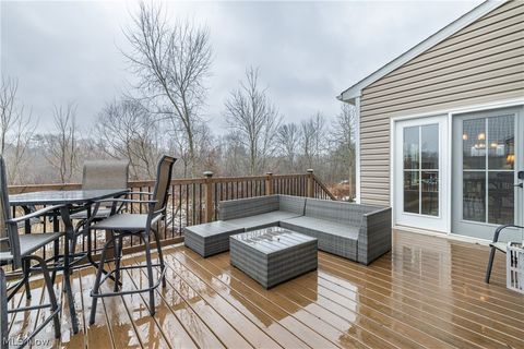 Tiny photo for 165 Lakeland Way, Aurora, OH 44202 (MLS # 5187973)