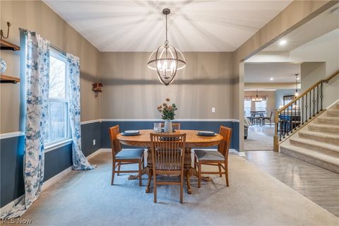 Tiny photo for 165 Lakeland Way, Aurora, OH 44202 (MLS # 5187973)