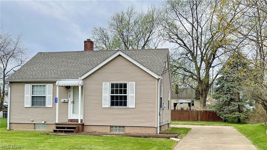 Have you been looking for the perfect HOME??? You just found it! Check me out.. Cute is an UNDERSTATEMENT!! Tons of parking, Large backyard: think of all the BBQS~~ Then this is an awesome find; a HUGE garage!! It is a 1 car but  easily could have been a 2 INSIDE!! 
WOWZER what a find!  STORAGE is not a problem. CUTE 2 bedroom 1 bath ranch, with everything you need on the first floor.  ADORABLE! Then if you want even more space check out the newly finished area, with many possibilities, in the basement along with a shower and sink.. OH the endless possibilities. Updates in home, new carpet, paint, fixtures, doors, garage opener and newer AC!! This home is MOVE IN READY!!! What a great desirable and affordable HOME in PERRY.