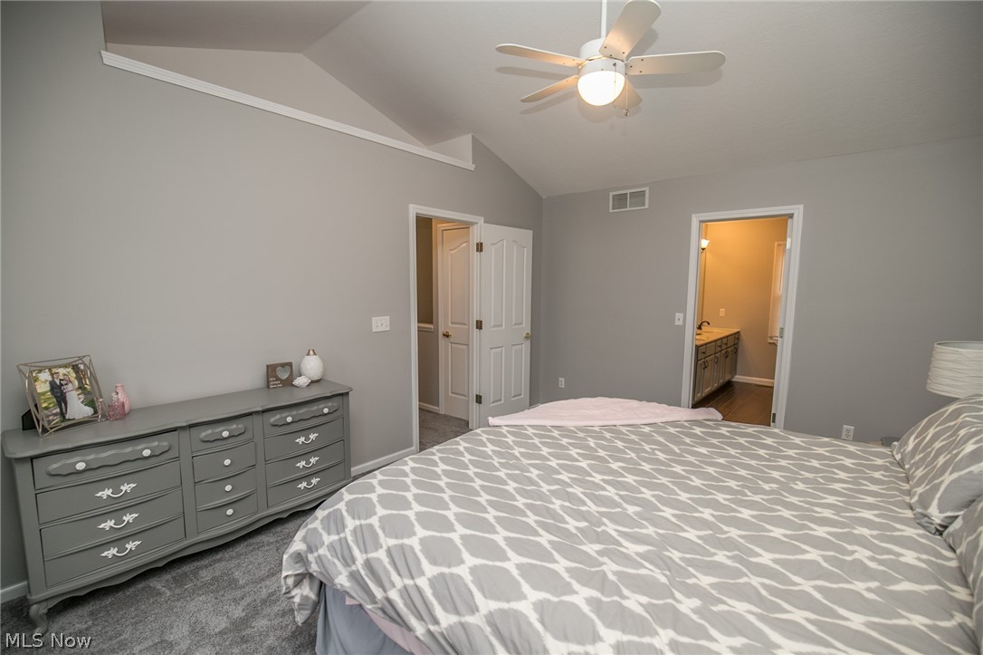 The Woods of Strongsville - Residential