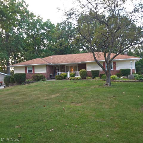 Photo for 915 Skyland Drive