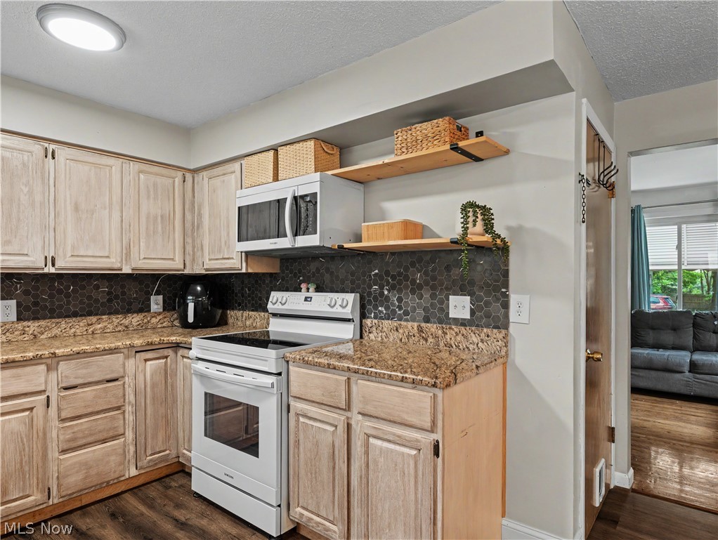 Hollywood - Residential