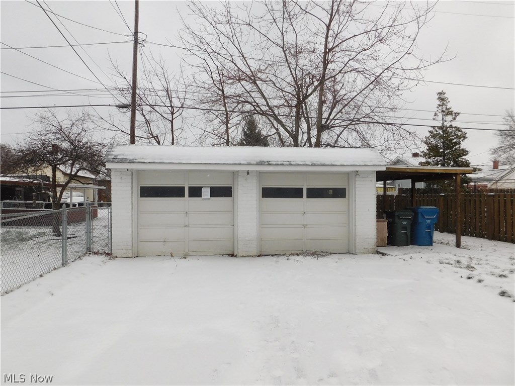 Conger Helper Realty Cos Look - Residential