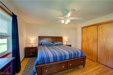 Tiny photo for 2015 Wallace Lane, Lorain, OH 44053 (MLS # 5202702)