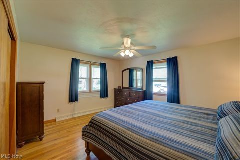 Tiny photo for 2015 Wallace Lane, Lorain, OH 44053 (MLS # 5202702)