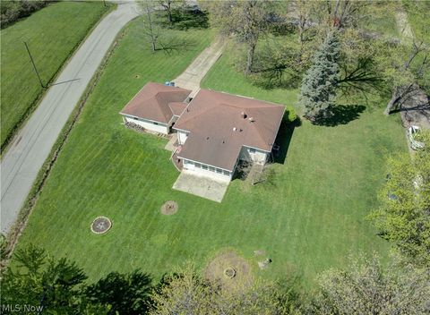 Tiny photo for 2015 Wallace Lane, Lorain, OH 44053 (MLS # 5202702)