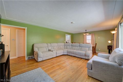 Tiny photo for 2015 Wallace Lane, Lorain, OH 44053 (MLS # 5202702)