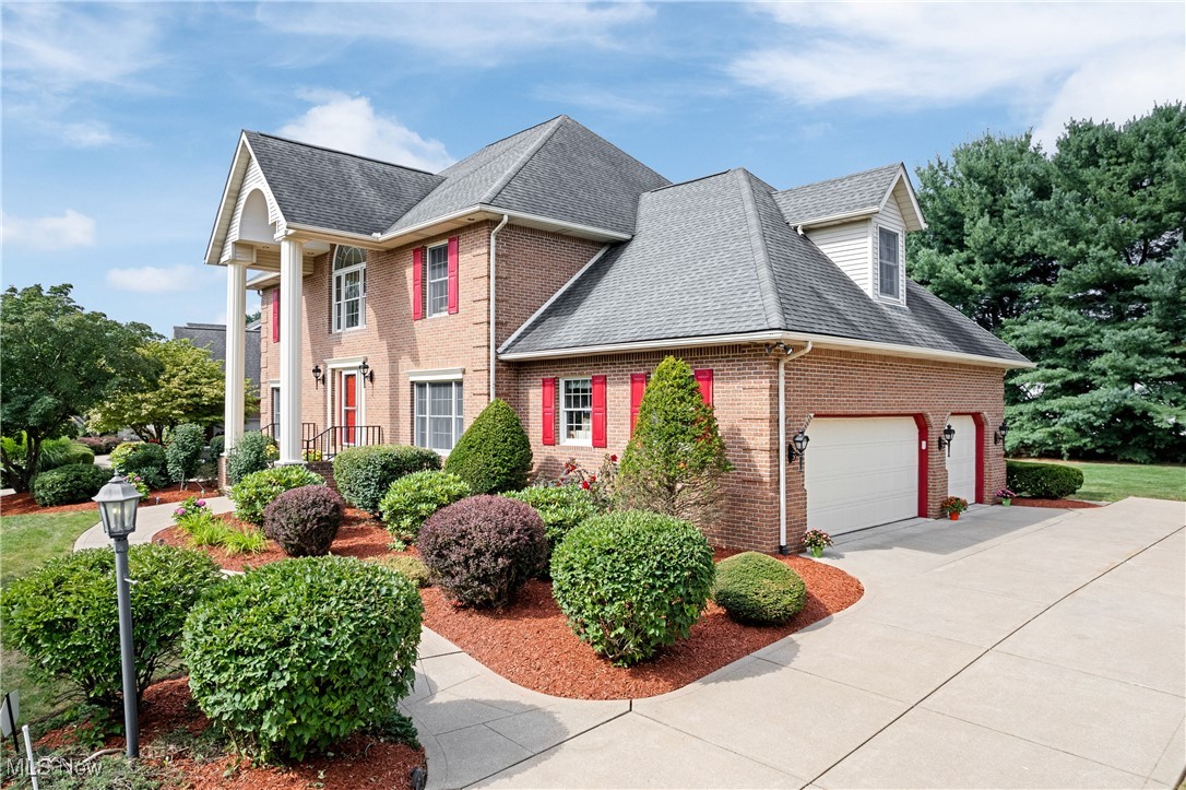 4883 Earlscourt Circle NW