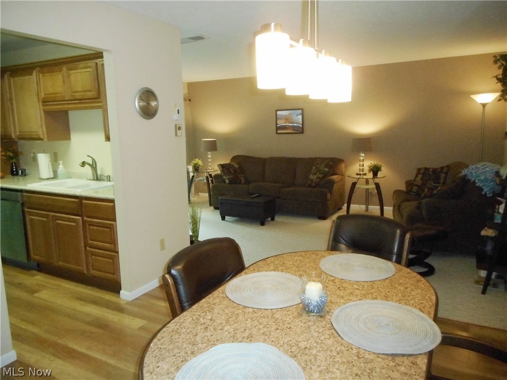 Silver Lake Towers Condo - Residential