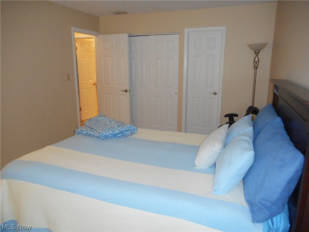 Silver Lake Towers Condo - Residential