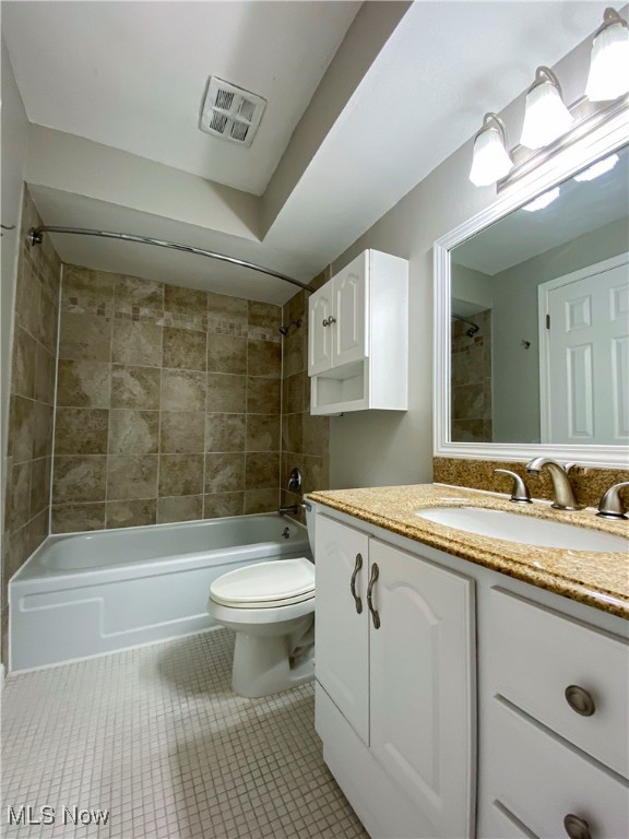 Carlyle Condo - Residential