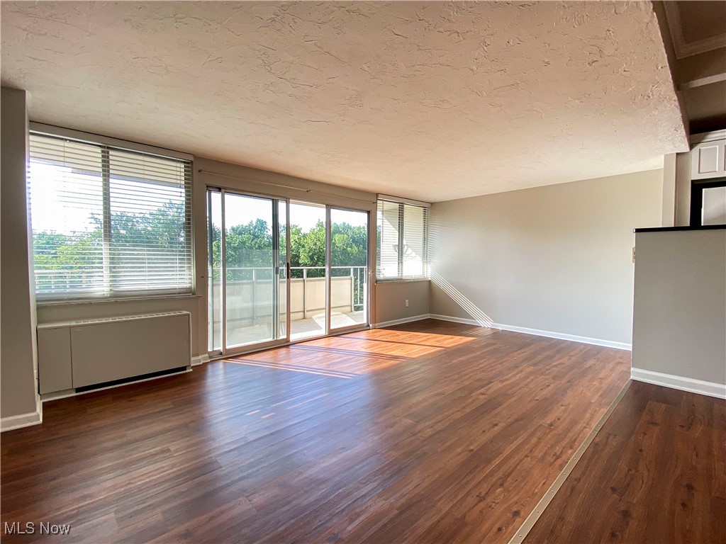 Carlyle Condo - Residential